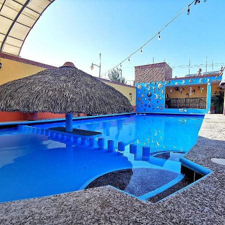 Hotel La Estancia Río Verde エクステリア 写真