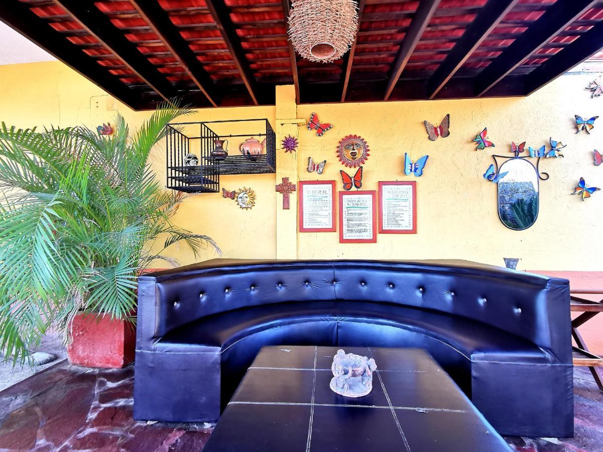 Hotel La Estancia Río Verde エクステリア 写真