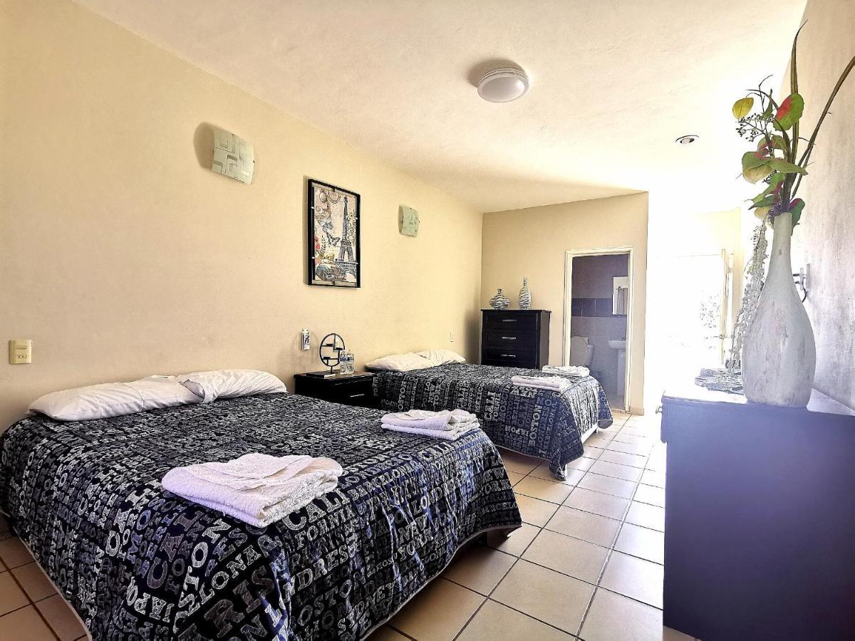 Hotel La Estancia Río Verde エクステリア 写真