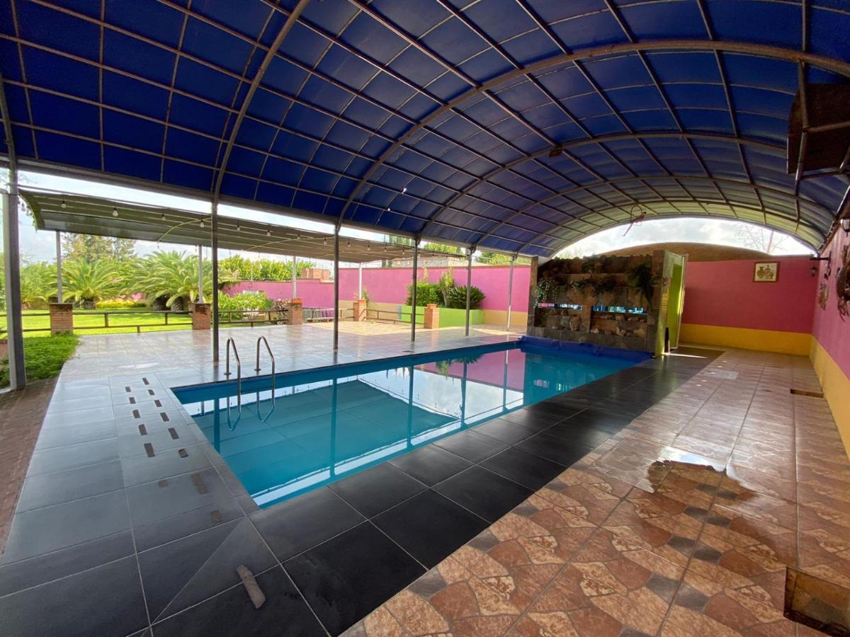 Hotel La Estancia Río Verde エクステリア 写真