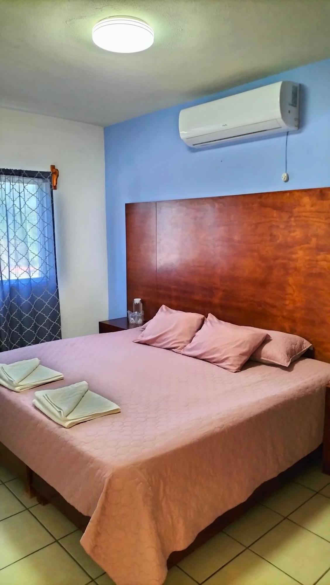 Hotel La Estancia Río Verde エクステリア 写真